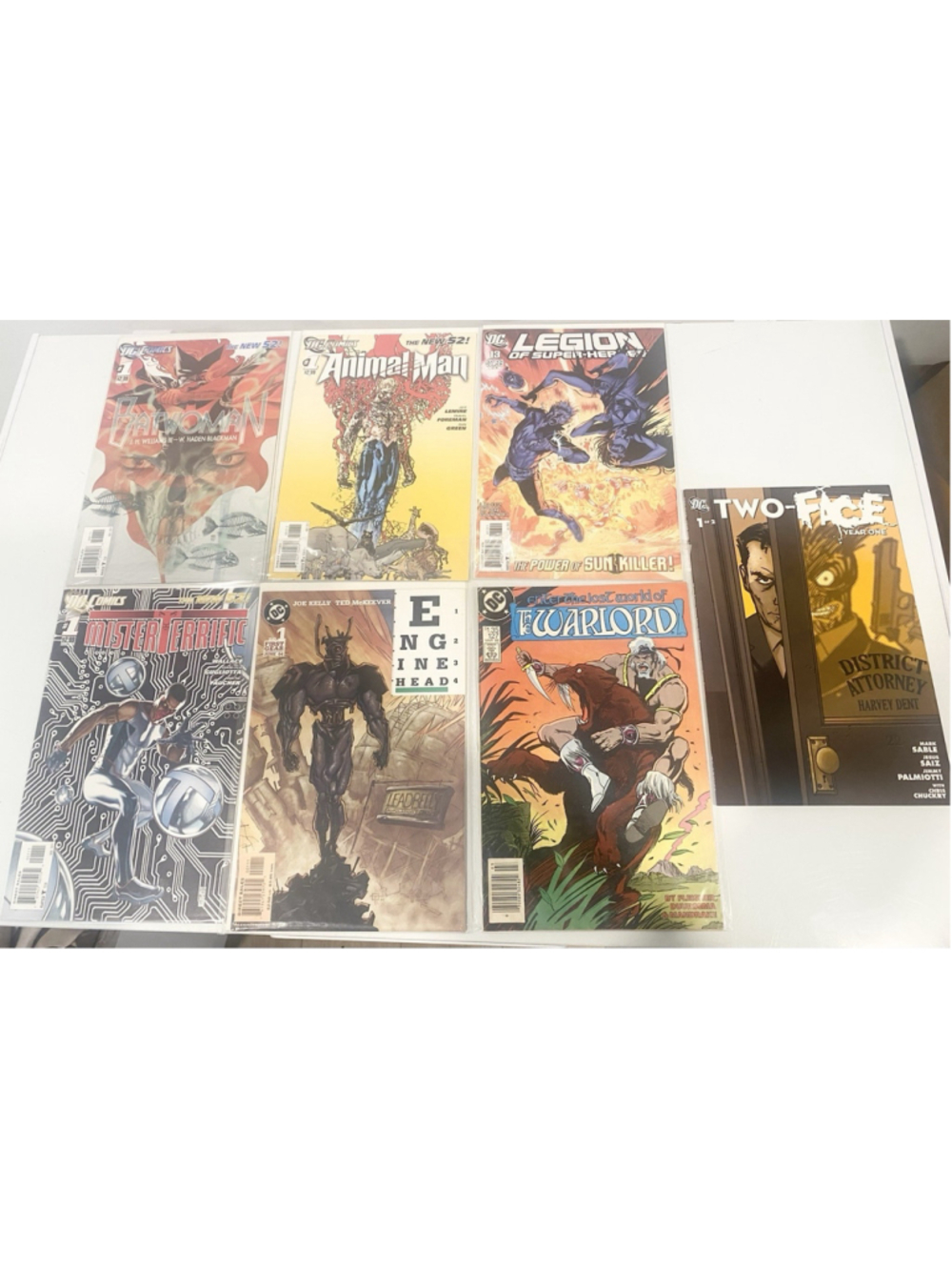 DC Comics Mixed Lot of 7 Batwoman Animal Man Two-Face Warlord New 52 #1